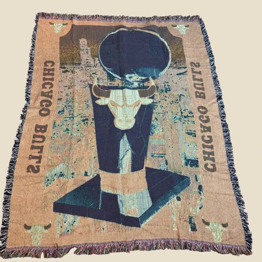 Chicago Bulls NBA Championship Trophy Skyline Tapestry Throw Blanket Vintage